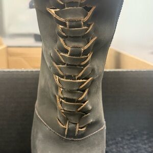 Harley-Davidson Gray Lace-Up Boots